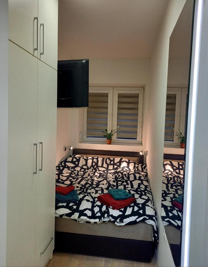 Skopje Contemporary Apartment Bagian luar foto